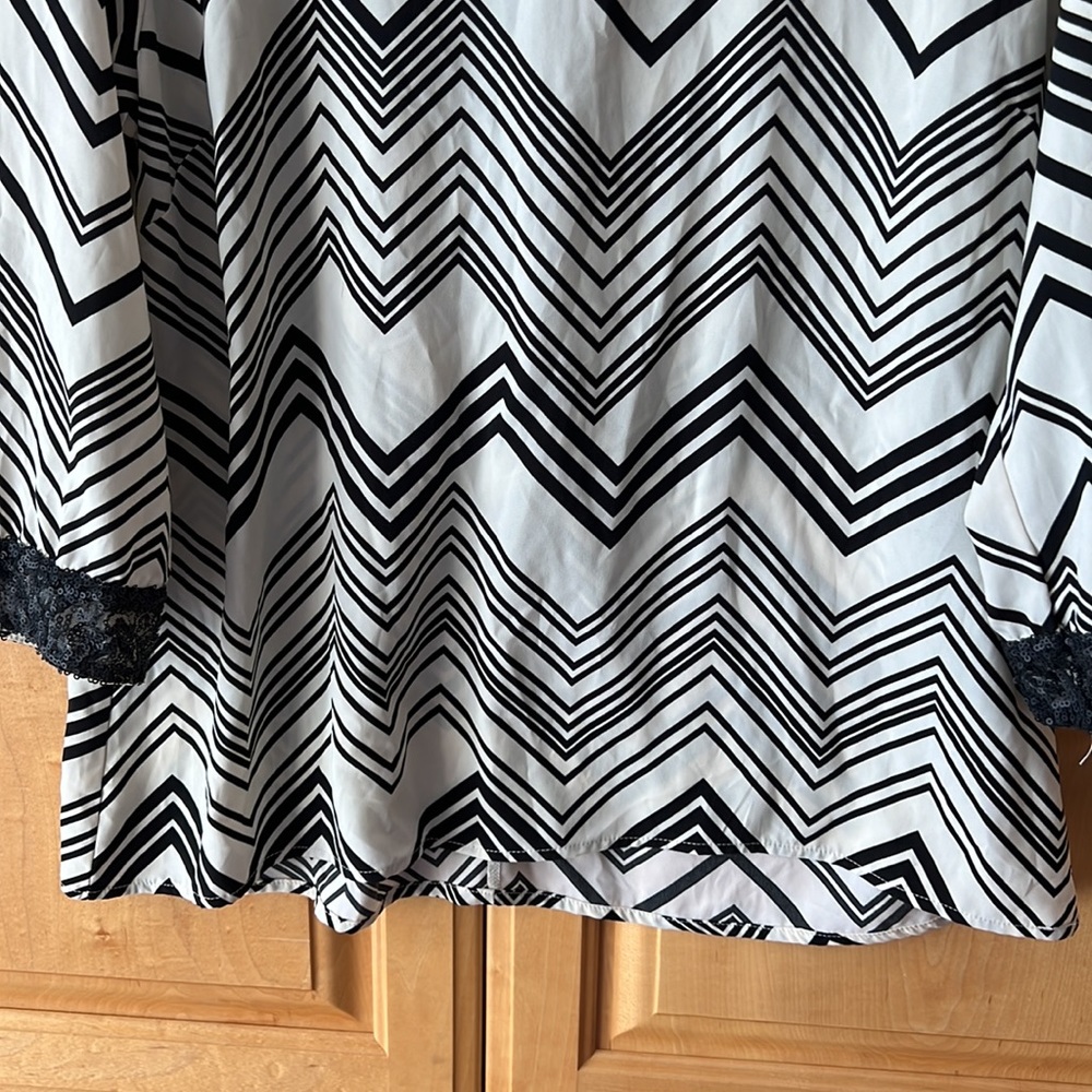 Daytrip Blouse - Picture 5 of 7